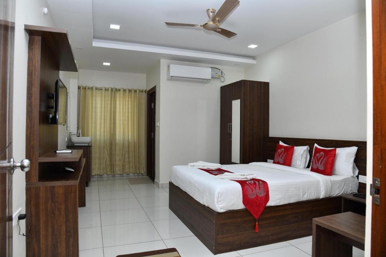 Ssr Residency Hotel Mandya Buitenkant foto