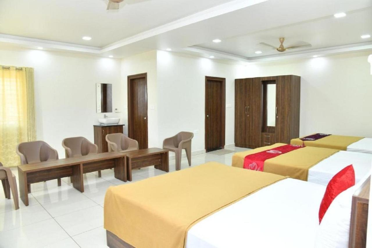 Ssr Residency Hotel Mandya Buitenkant foto