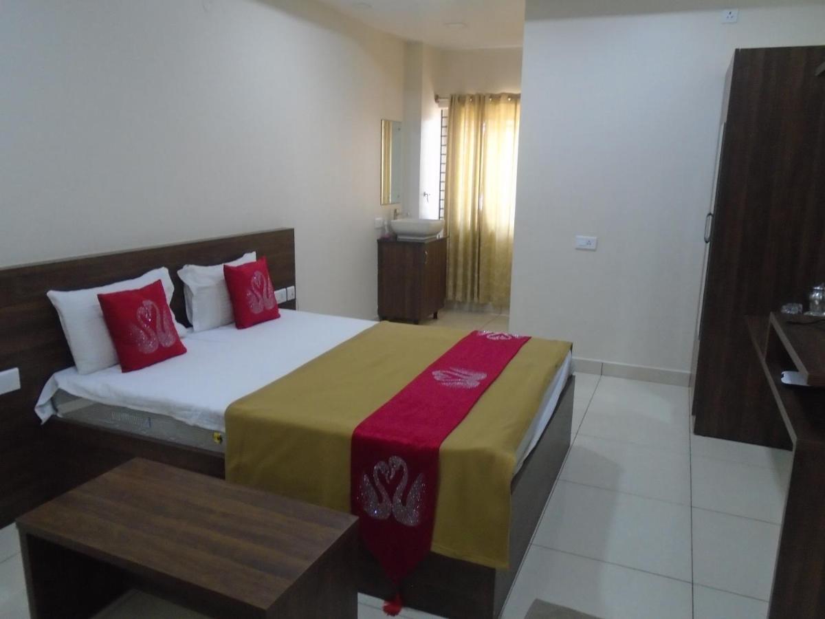 Ssr Residency Hotel Mandya Buitenkant foto
