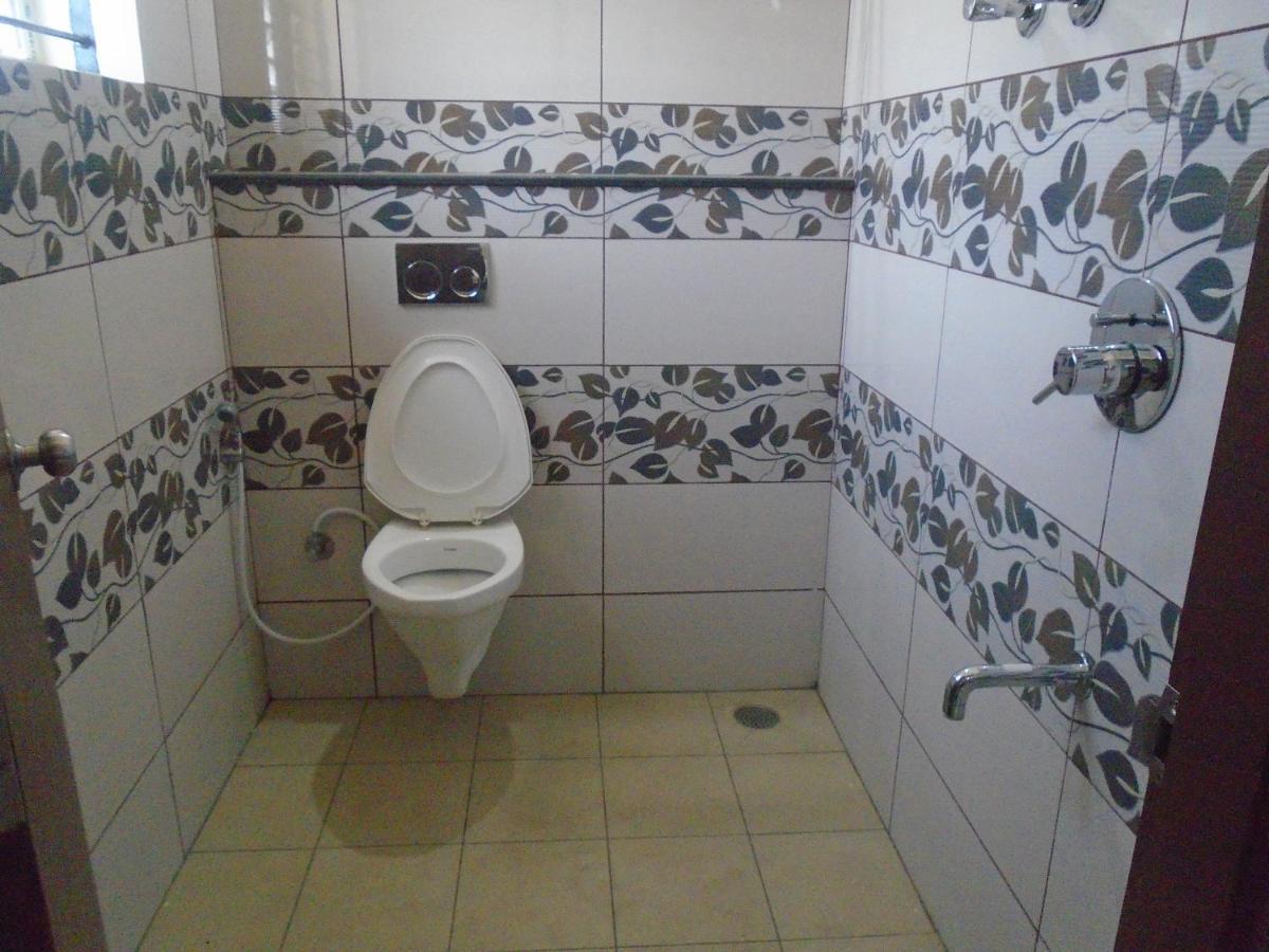 Ssr Residency Hotel Mandya Buitenkant foto