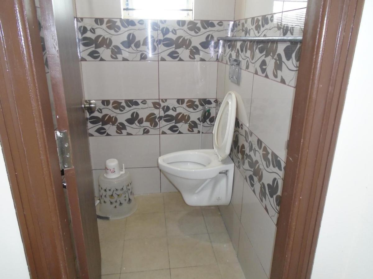 Ssr Residency Hotel Mandya Buitenkant foto
